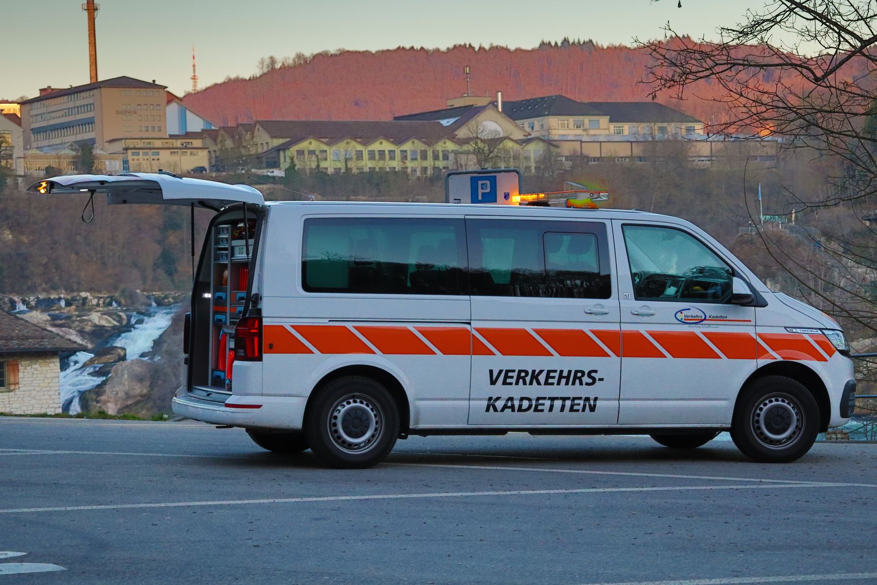 Einsatzfahrzeug der Verkehrskadetten Schaffhausen beim Rheinfall